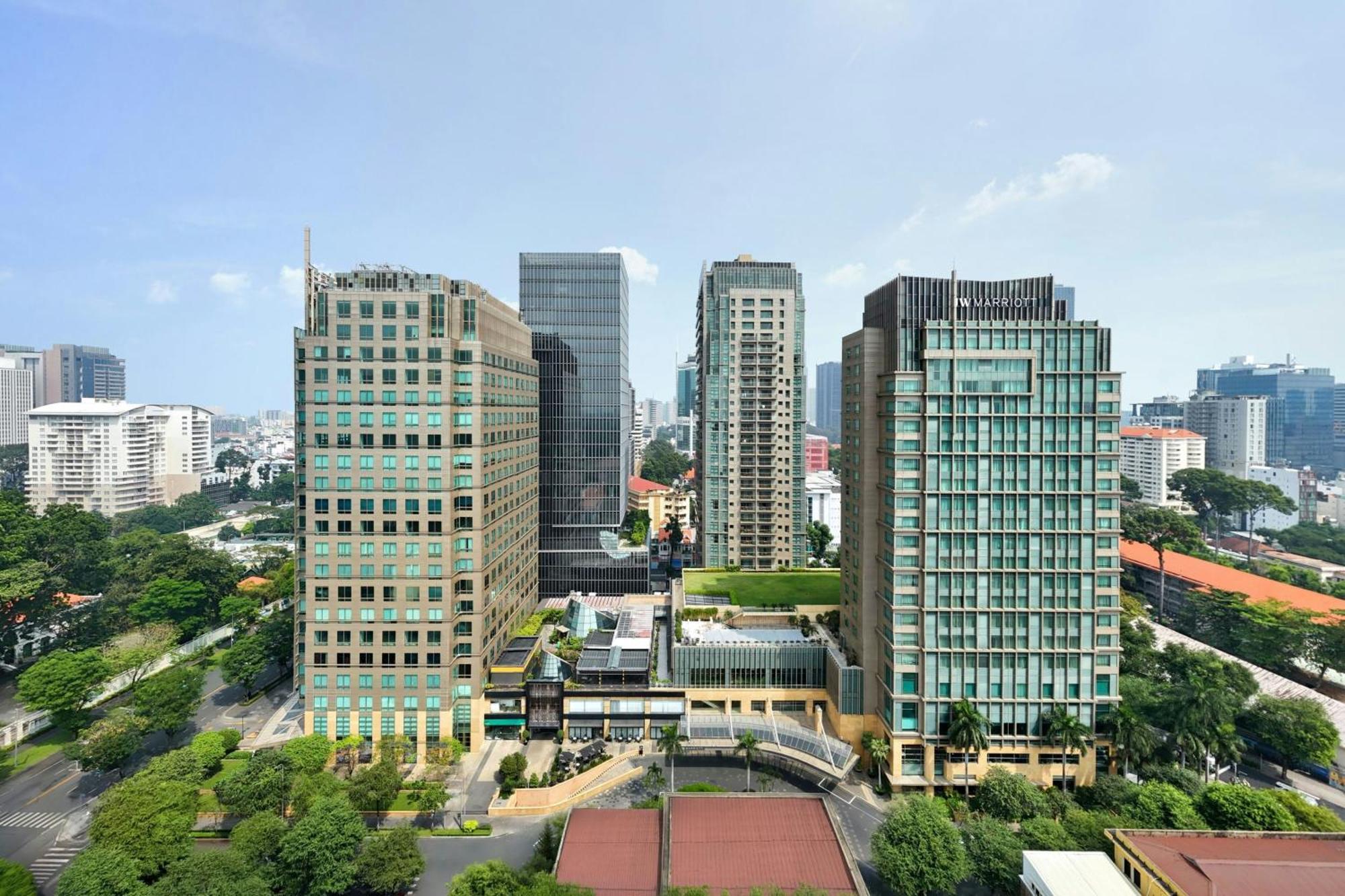 Jw Marriott Hotel And Suites Saigon Хошимін Екстер'єр фото